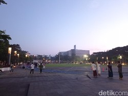 Suasana Jelang Salat Idul Fitri di Lapangan Gasibu Bandung