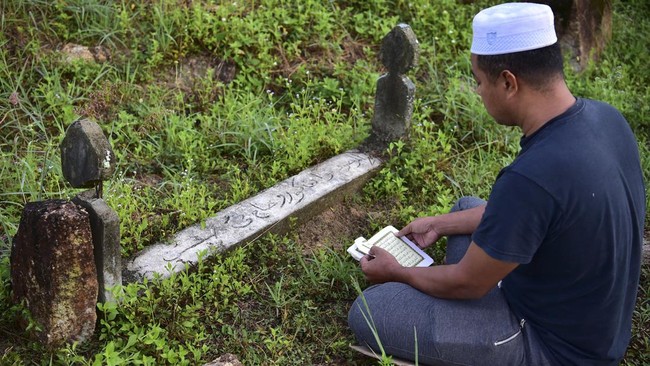 FOTO: Suka Cita Umat Islam Dunia Rayakan Hari Kemenangan