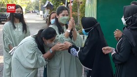 VIDEO: Tradisi Lawas Open House Sak Kampung di Semarang