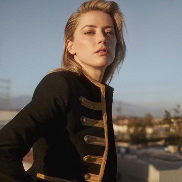 img-title Memiliki Golden Ratio, 8 Perempuan Ini Punya Wajah Cantik Sempurna! Ada Amber Heard