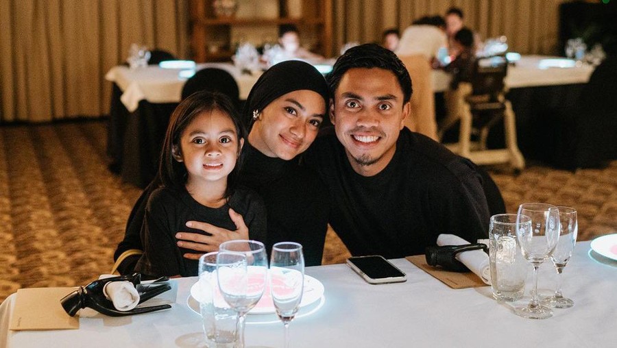 Girang Dapat Banyak THR, Anak Ayudia Bing Slamet: I'm Rich Guys