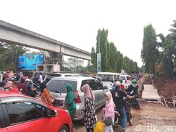 Wisatawan Tumpeh-tumpeh, TMII Sampai Tutup Sementara