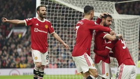 Fernandes Bawa Man Utd Unggul atas Brentford di Babak Pertama