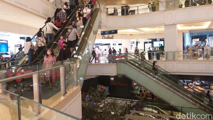 Suasana Mal di Grand Indonesia