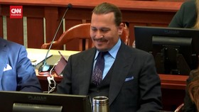 VIDEO: Staf Keamanan Johnny Depp Bersaksi Soal Pukulan Amber Heard
