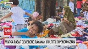 VIDEO: Warga Pasar Gembrong Rayakan Idulfitri di Pengungsian