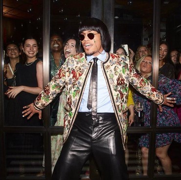 Disebut Mirip, Anderson Paak Pajang Foto Pak Tarno di Profil IG