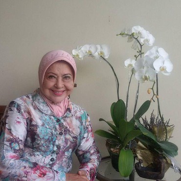 6 Potret Kenangan Terakhir Mieke Wijaya yang Meninggal di Usia 82 Tahun