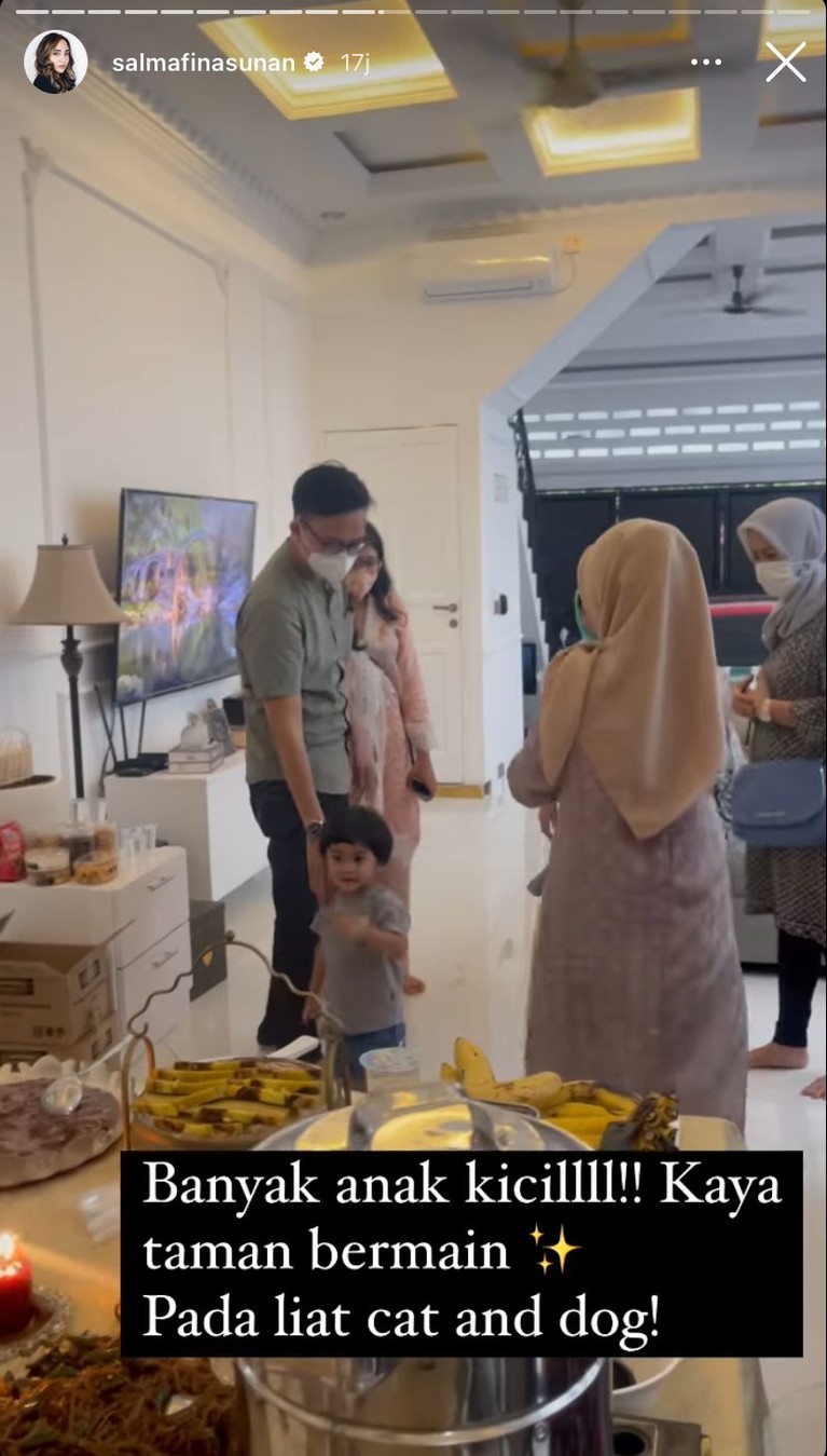 Salmafina Sunan Sudah beda agama, Salmafina Sunan tetap rayakan lebaran bareng keluarga
