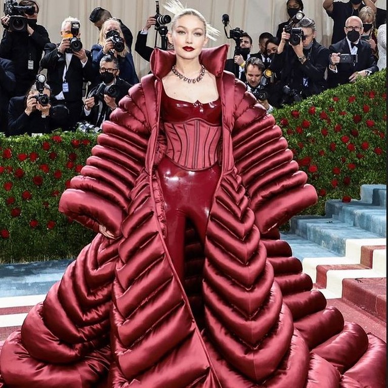 Selebriti Hollywood Selebriti Hollywood hadiri Met Gala 2022