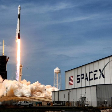 Permen Kopi Jadi Camilan Astronot SpaceX? Begini Cara Konsumsinya