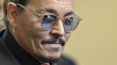 Usai Berkasus dengan Amber Heard, Johnny Depp Hidup Damai di Inggris