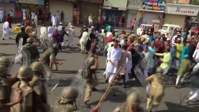 Bentrok warga muslim dan hindu di Jodhpur, India, memicu pemberlakuan jam malam dan pemutusan sambungan internet.