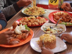 9 Tempat Makan Porsi Jumbo di Bali, Bikin Kenyang Maksimal