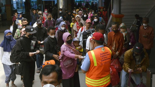 Pergerakan penumpang arus balik Idul Fitri 1443 Hijriah atau Lebaran 2022 sudah mulai ramai di berbagai daerah.