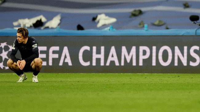 Bintang Manchester City, Jack Grealish merasakan jejak digital memang kejam seiring kemunculan cuitan lama di twitter miliknya yang berbunyi 'Hala Madrid'.