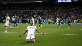 Viral Rodrygo Tanda Tangani Bendera PSS Sleman di Amerika