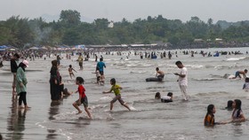 ASN Kemenhub Diduga Tarik Pungli Parkir Mercusuar Anyer