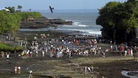 Bali Targetkan 17 Juta Kunjungan Wisatawan pada 2025