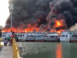 54 Kapal Nelayan di Pelabuhan Cilacap Terbakar, KKP Turun Tangan