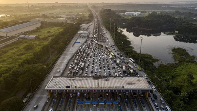 Setidaknya ada delapan skenario masalah penerapan sistem Multi Lane Free Flow (MLFF).