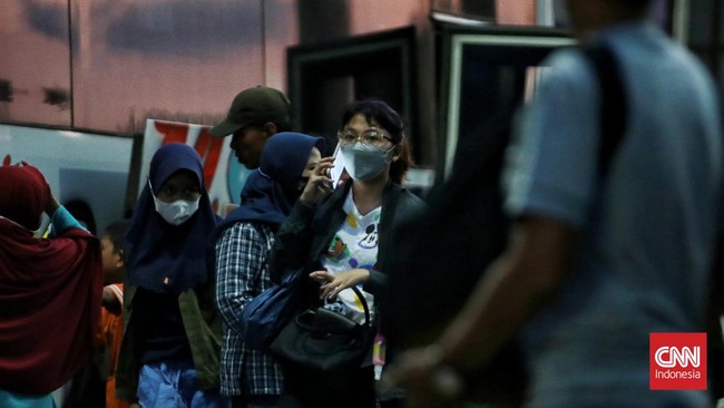 Puncak arus balik Lebaran 2022 di Terminal Kampung Rambutan, Jakarta Timur diprediksi akan terjadi pada Sabtu (7/5) dan Minggu (8/5).