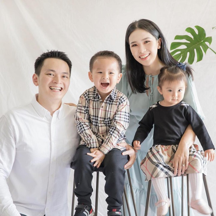 <p>Keluarga Chef Devina Hermawan tak pernah lepas dari sorotan publik. Wanita jebolan Masterchef Indonesia <em>season </em>lima ini tengah diselimuti kebahagiaan. Anggota keluarganya bertambah satu. (Foto: dok. Instagram @devinahermawan)</p>