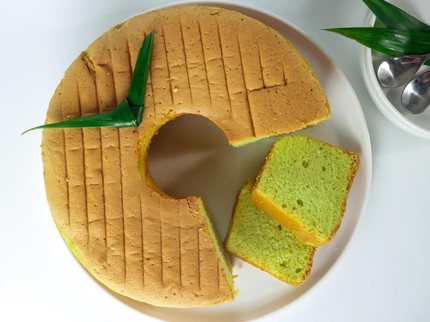 9 Resep Bolu Jadul Panggang dan Kukus yang Lembut Mengembang