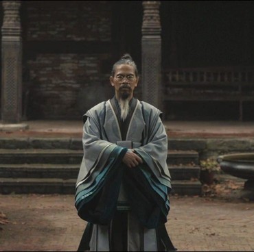 Profil Raden Topo Wresniwiro Aktor Keturunan Indonesia di 'Doctor Strange 2'