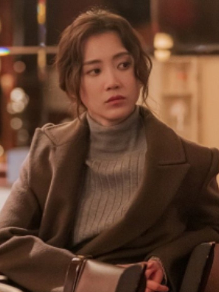 Memiliki awal karier yang baik, Shin Hyun Been banyak membintangi sejumlah judul film populer. Selain itu, ia juga aktif di panggung teater./ foto: instagram.com/hyunbeenshin