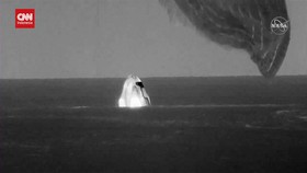 VIDEO: Detik-detik Kapsul SpaceX Sukses Mendarat di Bumi