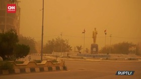VIDEO: Badai Pasir Terjang IRak Dan Suriah. 1 Tewas