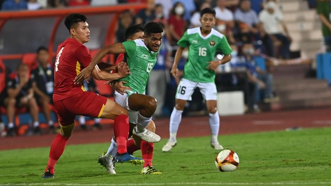 Berikut informasi link live streaming Indonesia vs Filipina dalam laga Grup A cabor sepak bola putra SEA Games 2021 (2022), Jumat (13/5).