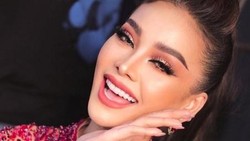 3 Kontroversi Engfa Waraha Miss Grand Thailand 2022, Ngaku LGBTQ+
