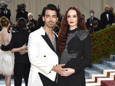 4 Tahun Nikah, Joe Jonas & Sophie Turner Diisukan Bakal Cerai