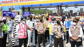 Rivan Purwantono Dukung Sistem One Way untuk Cegah Macet Arus Balik