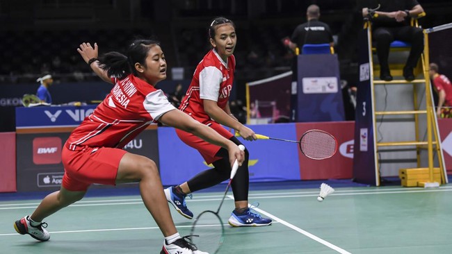 Ganda putri Febriana Dwipuji Kusuma/Amalia Cahaya Pratiwi membawa Indonesia unggul 2-0 atas Jerman di Uber Cup 2022.