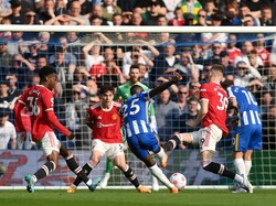 Babak Pertama, Brighton Ungguli MU 1-0