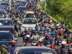 300 Ribu Kendaraan Masuk Kawasan Puncak Selama Operasi Ketupat 2022