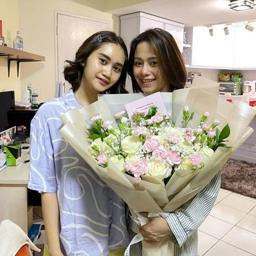 Lakukan Oplas Hidung, Anak Farida Nurhan Alami Infeksi Implan