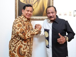 Prabowo Halal Bihalal dengan Eks Komandannya di Kopassus, Subagyo HS