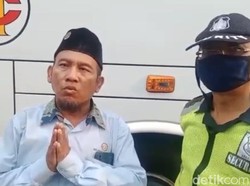 Sopir Bus Ugal-ugalan Lawan Arah Diadang VW Combi di Tulungagung Minta Maaf