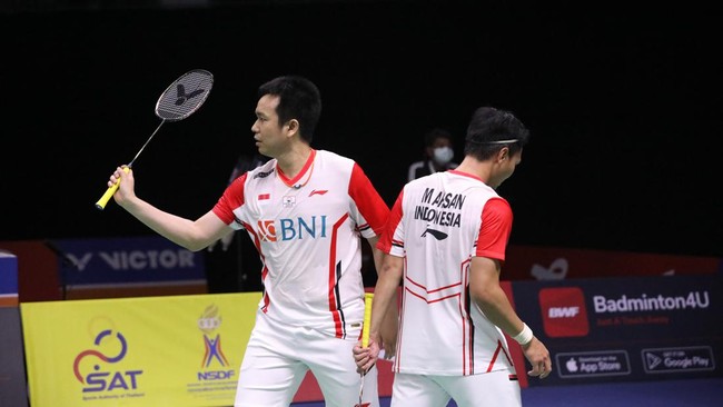 Mohammad Ahsan/Hendra Setiawan gagal lolos ke semifinal Thailand Open 2022 usai takluk dari pasangan Denmark.