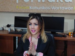 Barbie Kumalasari Ngaku Kehilangan Berlian dan Suami Entah ke Mana