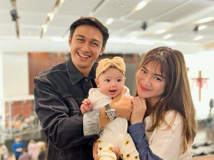 Baru MPASI, Intip 7 Potret Gemas Bible Anak Felicya Angelista dan Hito Caesar