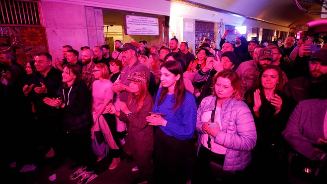 FOTO: Konser Dukungan U2 untuk Ukraina di Kyiv