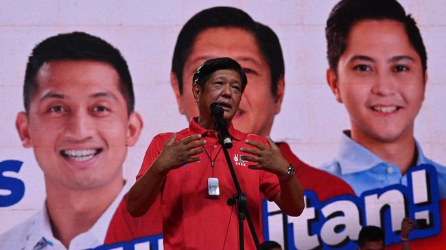 Ferdinand Marcos Junior diprediksi memenangkan pemilihan presiden Filipina yang berlangsung pada Senin (9/5).