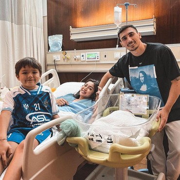 8 Potret Momen Bahagia Jessica Iskandar Melahirkan Anak Kedua