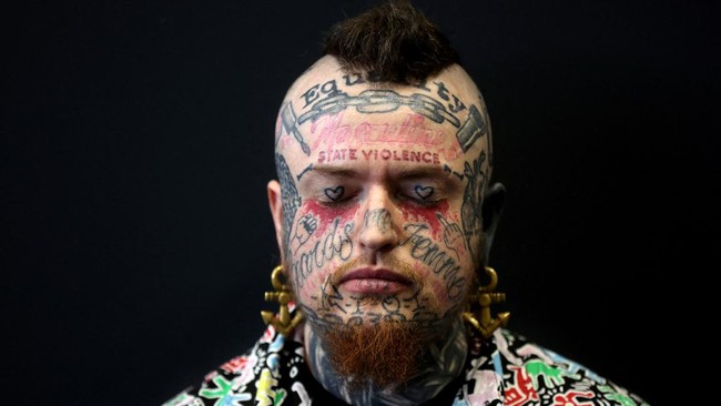 FOTO: Melihat Goresan Tubuh di Festival Tato Newcastle