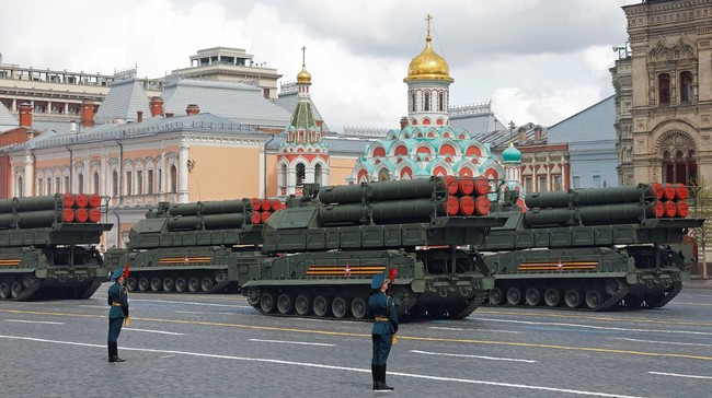 Sejumlah tanda jika Rusia bakal runtuh seperti Uni Soviet disebut telah terlihat. Apa saja tanda-tandanya?